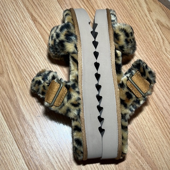 NWOT KOOLABURRA by UGG slippers/sandals size 7 leopard print - Picture 5 of 7